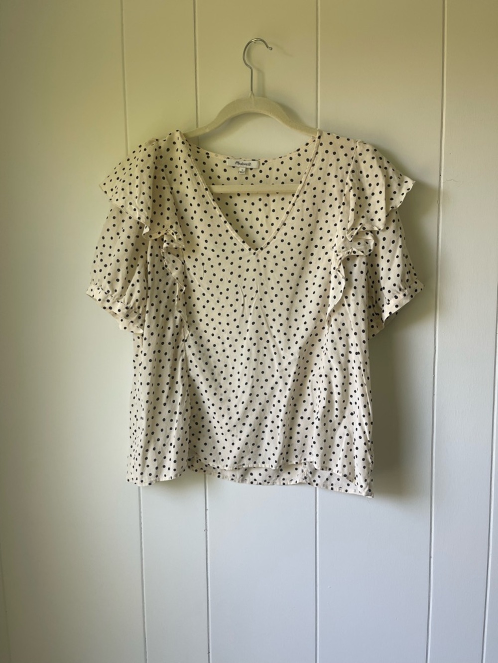 Women's Cream Polka Dot V-Neck Ruffle Sleeve Top